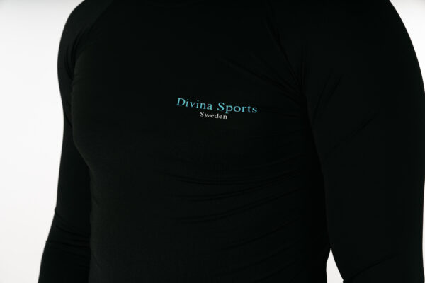 DIVINA compression long sleeve shirt detail